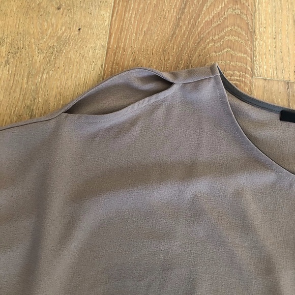 Amadi | Shoulder Cut Out Top - Picture 8 of 11